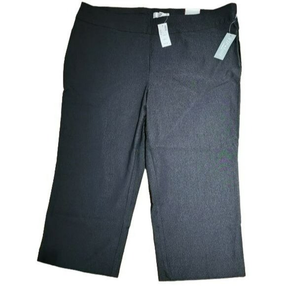 VIP Knits by Avenue‎ Women Ankle Cropped BIack Pants Size 22/24 - Picture 1 of 12
